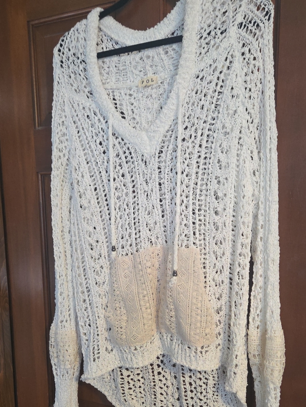 POL Open-Knit V-Neck Sweater Hoodie in Off-White with Beige Pockets